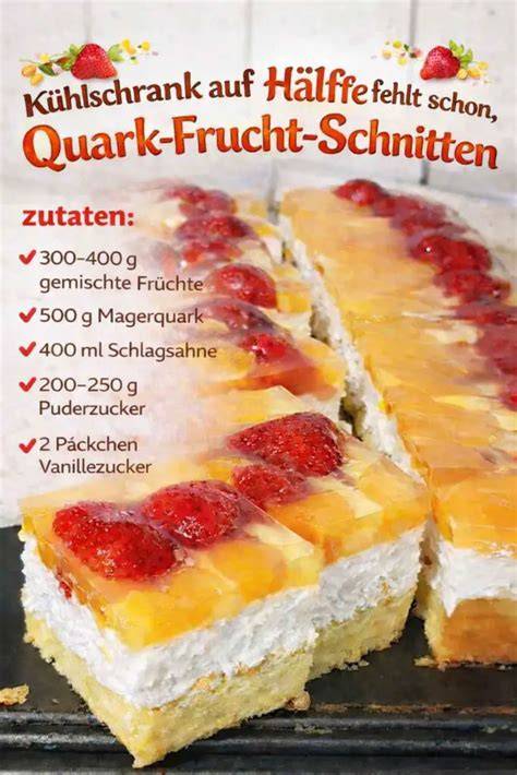 Fertiger Quark-Sahne-Kuchen in Schnitten