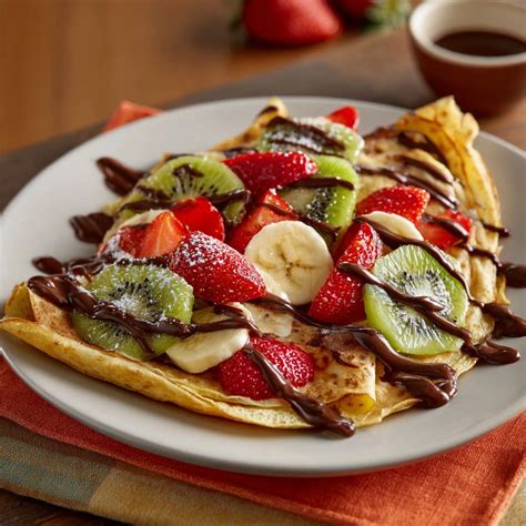 Fertiger Schoko Döner mit Crêpes und Früchten
