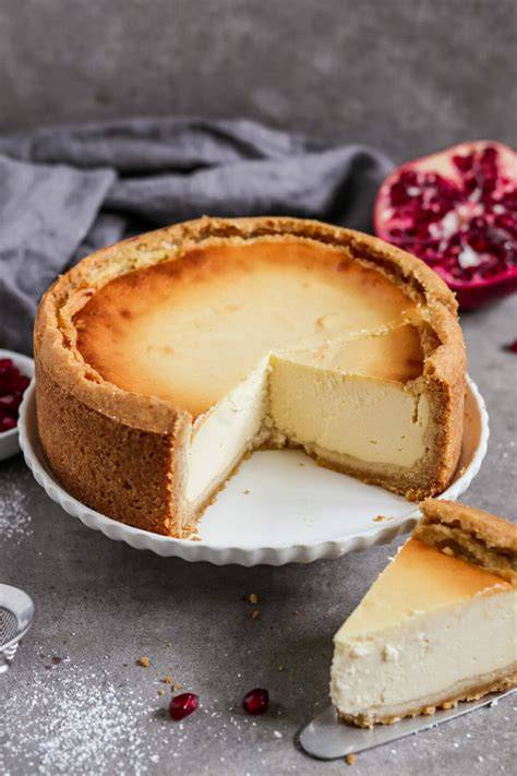 Fertiger veganer Käsekuchen im Backofen