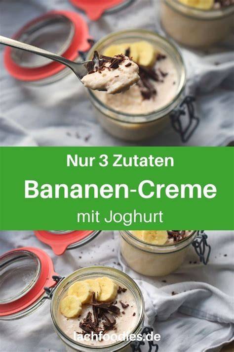 Feste Bananen-Joghurt-Creme in Gläsern