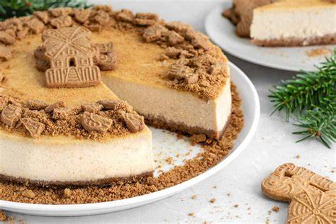 Festlich dekorierter Spekulatius Cheesecake mit Karamell