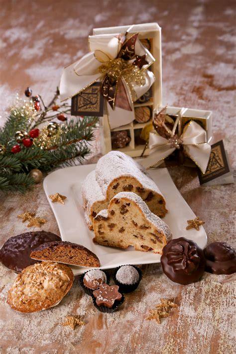 Festliche Geschenkverpackungen der Confiserie Pieger