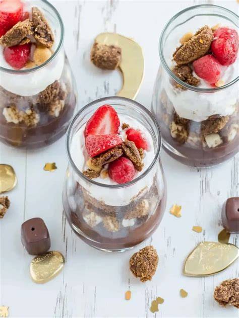 Festliche Schichten und Deko im Lebkuchen Tiramisu Glas