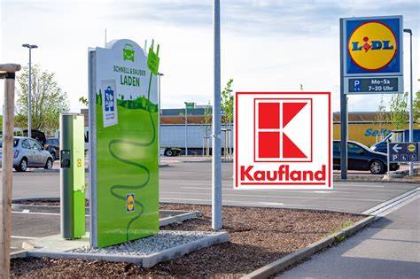 Filialnetz-Karte mit Standorten von Kaufland, Lidl und REWE