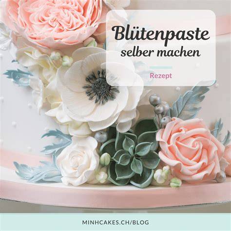 Flügel aus Blütenpaste und Fondant zum Trocknen