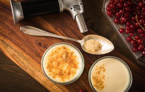 Flambierbrenner und Einsatz im Haushalt, Anwendung an Crème Brûlée