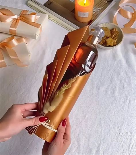 Flasche Karamell-Nuss-Likör als Geschenk