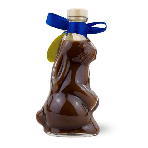 Flasche mit selbstgemachtem Schoko Sahne Likör dekoriert