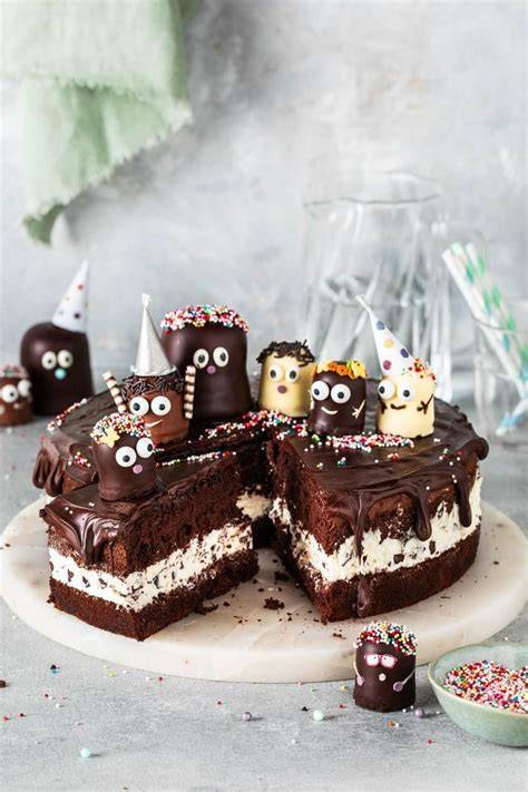 Fliptorte mit Kunststofffigur für Kindergeburtstag