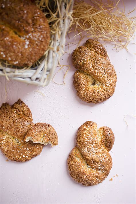 Fluffige Low Carb Osterhasen ohne Mehl und Hefe - Schritt-für-Schritt