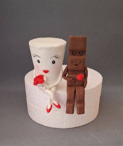Fondant Anwendungen - Schnüre, Figuren und Rüschen