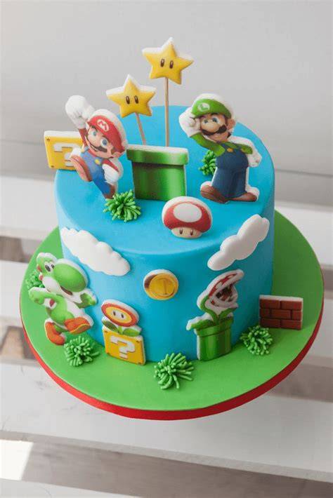 Fondant-Figuren aus dem Super Mario Universum auf der Torte