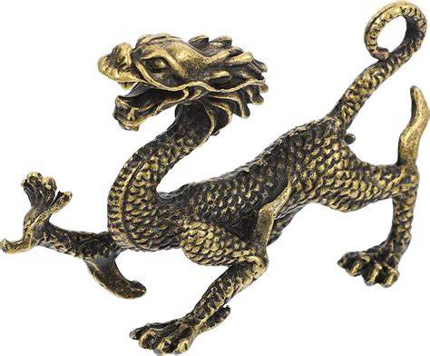Fondantgestaltung und Drache als Dekoration