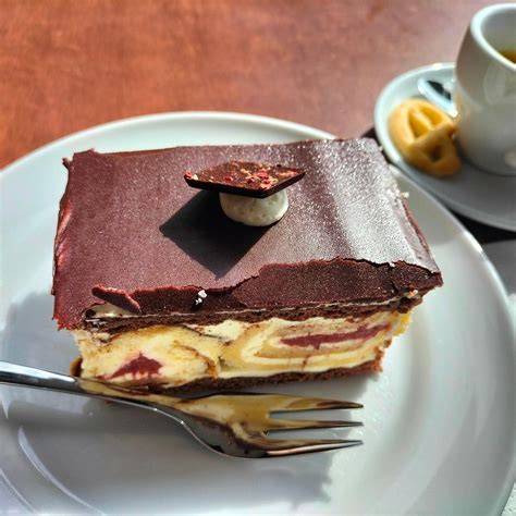 Foodstyling-Tipps: Perfekte Kuchenschnitte