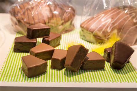 Foto: Baumkuchenspitzen mit Schokoladenglasur