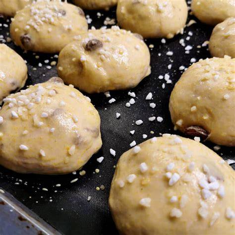 Foto: Geformte Pudding-Plunder vor dem Backen