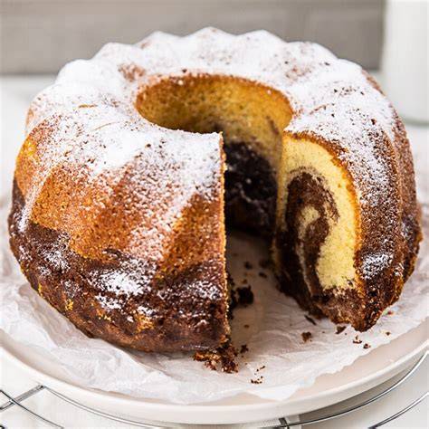 Foto: Kuchen im Multikocher während des Backvorgangs