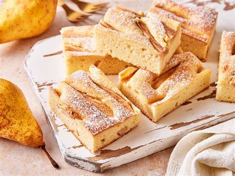 Foto: Maria Panzer / Einfach Backen - Birnenkuchen im Ofen, goldbraun