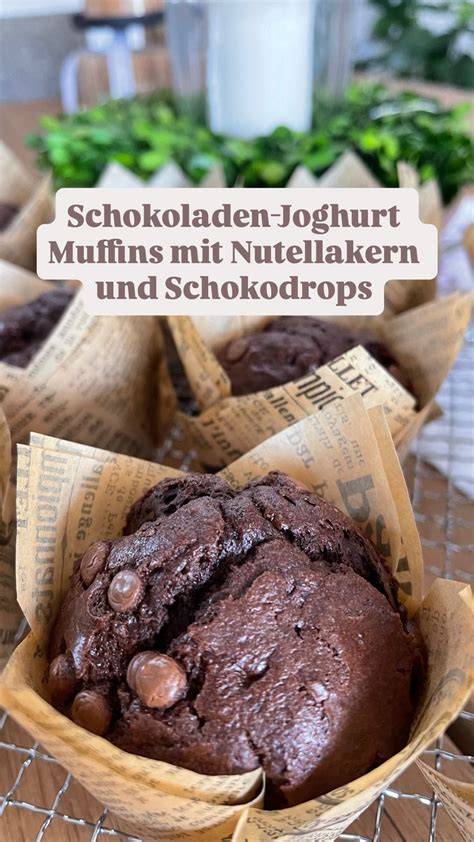 Foto: Maria Panzer / Einfach Backen - Muffins aus Backform lösen