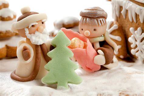 Foto: Marzipanfiguren und -pralinen