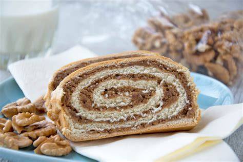 Foto: Nussstrudel auf Kuchengitter