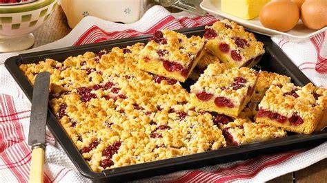 Foto: Verschiedene Landfrauenkuchen vom Blech - VIelfalt der Beläge