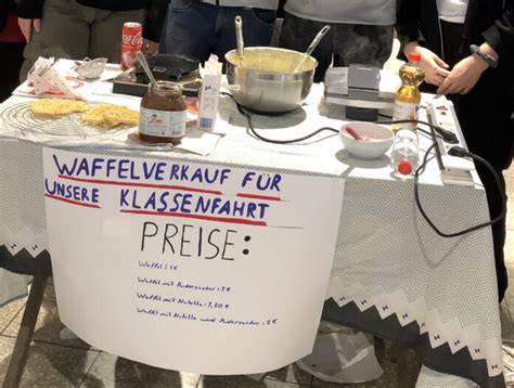 Foto: Waffelverkauf am Markt mit Fertigteig im Eimer