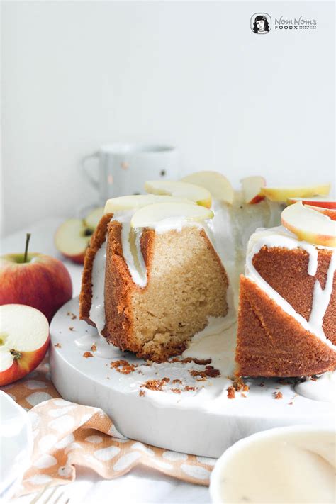 Foto: saftiger Rührkuchen mit Glasur