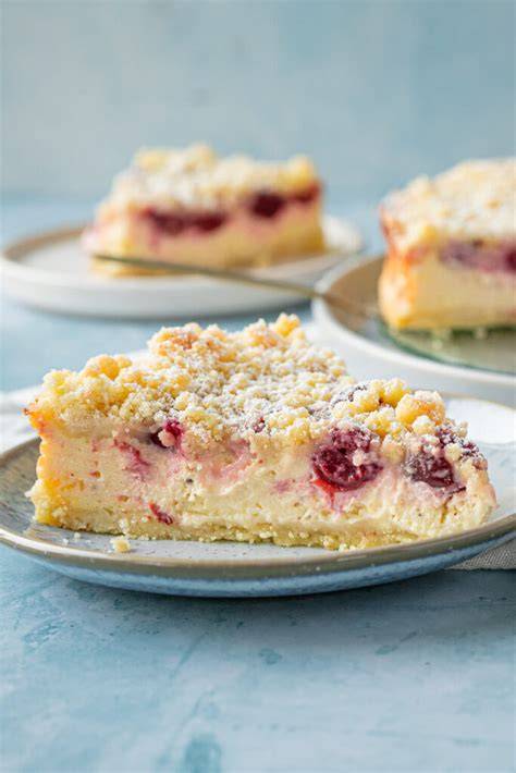 Früchteauswahl für Quarkkuchen: Beeren, Pfirsiche, Kirschen