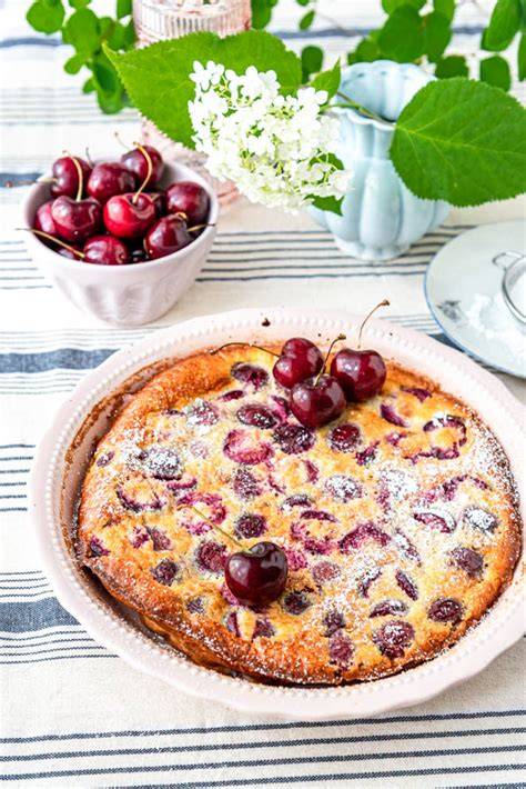 Französischer Clafoutis mit Renekloden