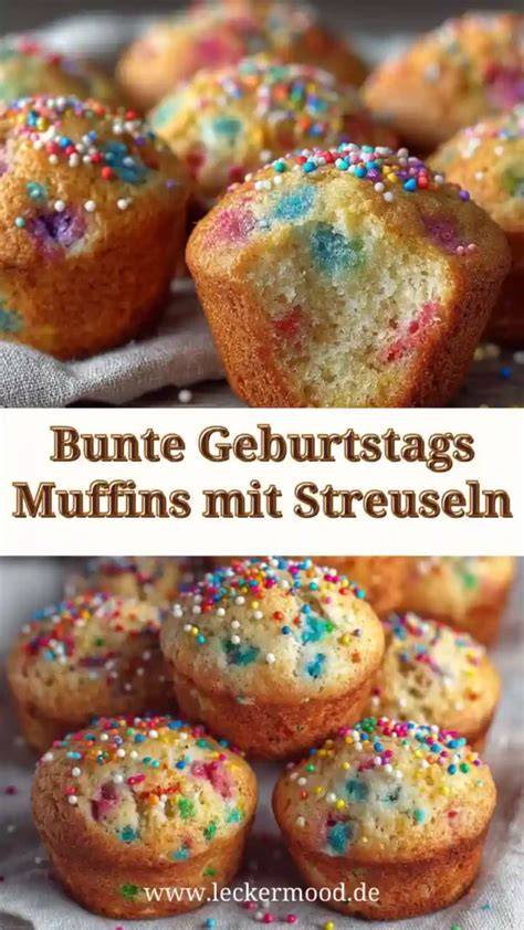 Frisch gebackene Muffins mit Streuseln, verschiedene Varianten