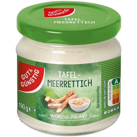 Frisch geriebener Meerrettich und Honig im Glas