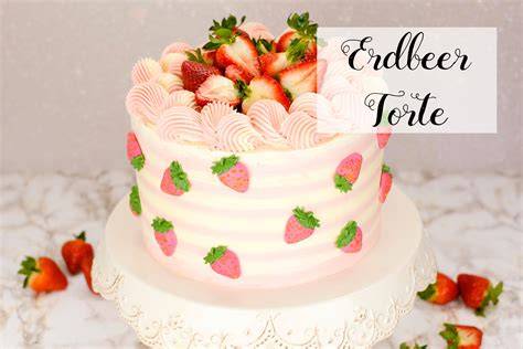 Frische Erdbeeren für die Torte