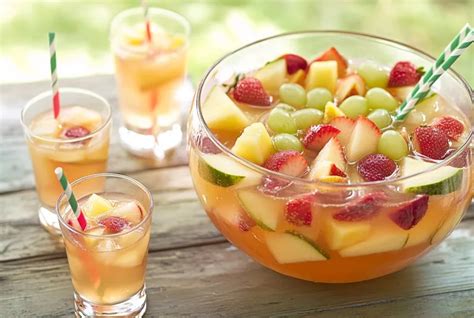 Frische Früchte für gesunde Kinderbowle