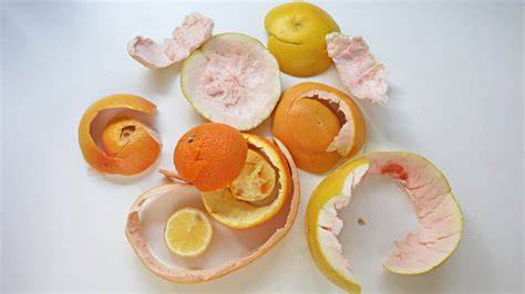Frische Zitronen- oder Orangenschalen zur aromatischen Variation