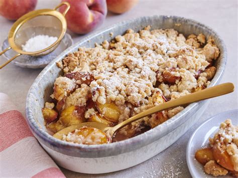 Frischer Pfirsich-Crumble als Alternative