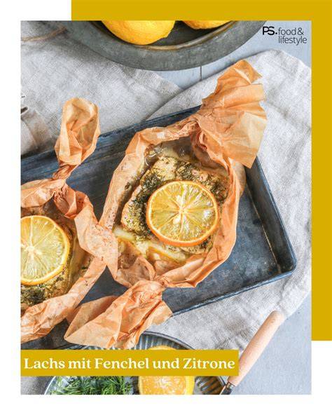 Frischer Tortenboden aus dem Backofen mit Backpapier