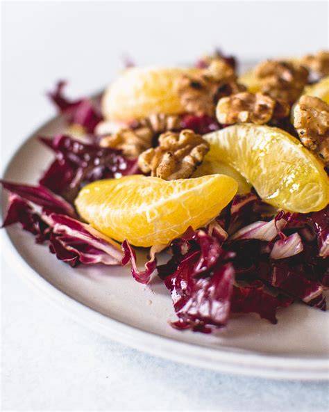 Frischkäsecreme mit Cranberries, Orangen und Walnüssen