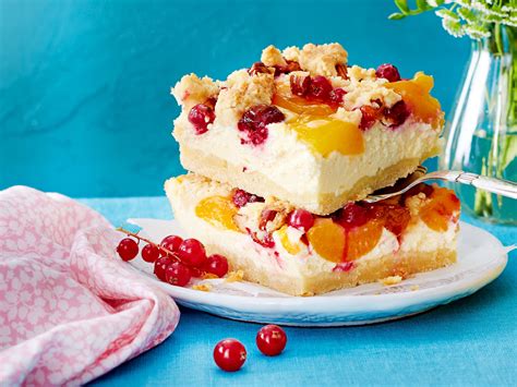 Frischkäsekuchen und fruchtige Sommerkuchen