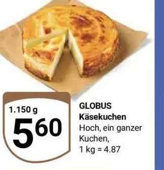 GLOBUS Sachertorte und Käsekuchen auf Präsentationstisch