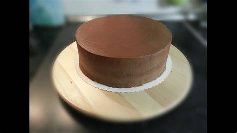 Ganache als stabile Unterlage für Fondanttorten