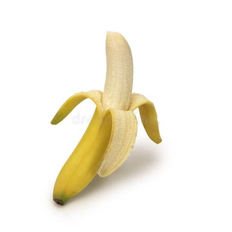 Geöffnete Banane mit eingefüllten Schokoladenstücken