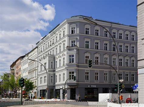 Gebäude der Wurzener Bisquitfabrik um 1920