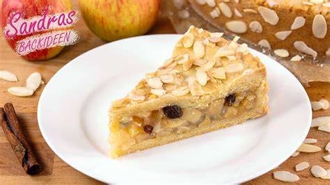 Gedeckter Apfelkuchen mit Mandeln: goldbraune Kruste
