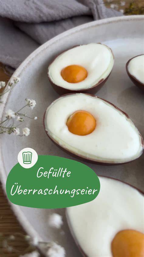 Gefüllte Überraschungseier mit Physalis als Eigelb