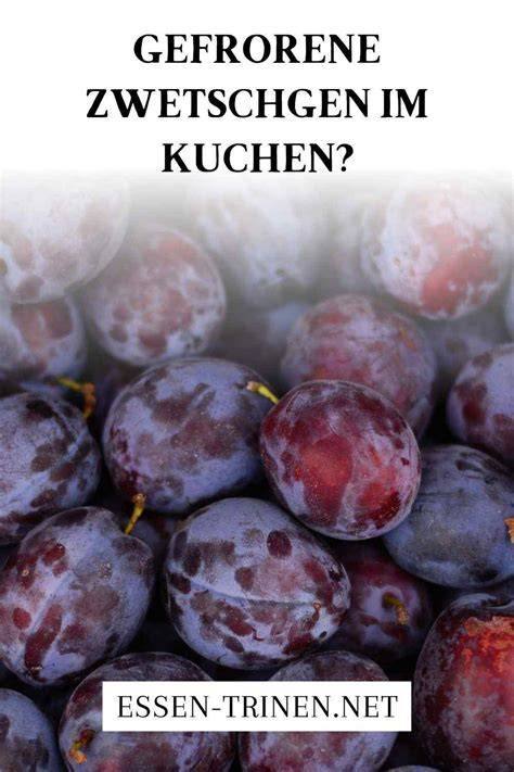 Gefrorene Zwetschgen in einer Schüssel