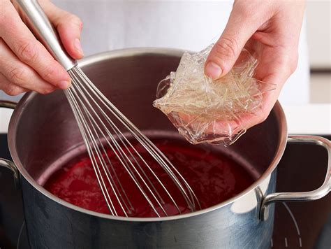 Gelatine Schritt-für-Schritt einweichen