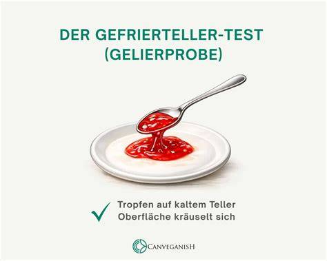 Gelierprobe: Marmeladenmasse auf einem kalten Teller