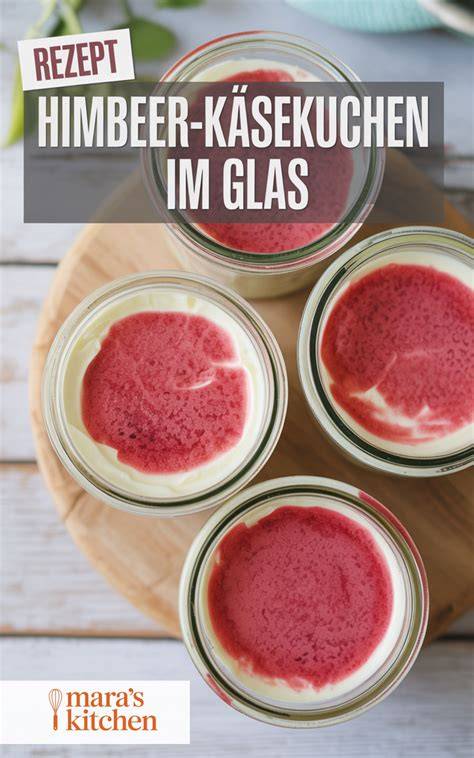 Gelingsicheres Beerentrifle im Glas - sahnig und fruchtig