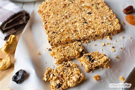 Gepuffter Amaranth und Mandelmus als Zutat für Mandelpudding